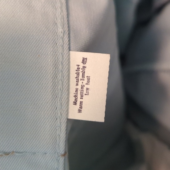 NEW WITH TAGS VINTAGE Levi's Light Blue High Waisted Chinos Size 8 / 26" Waist - Picture 7 of 9